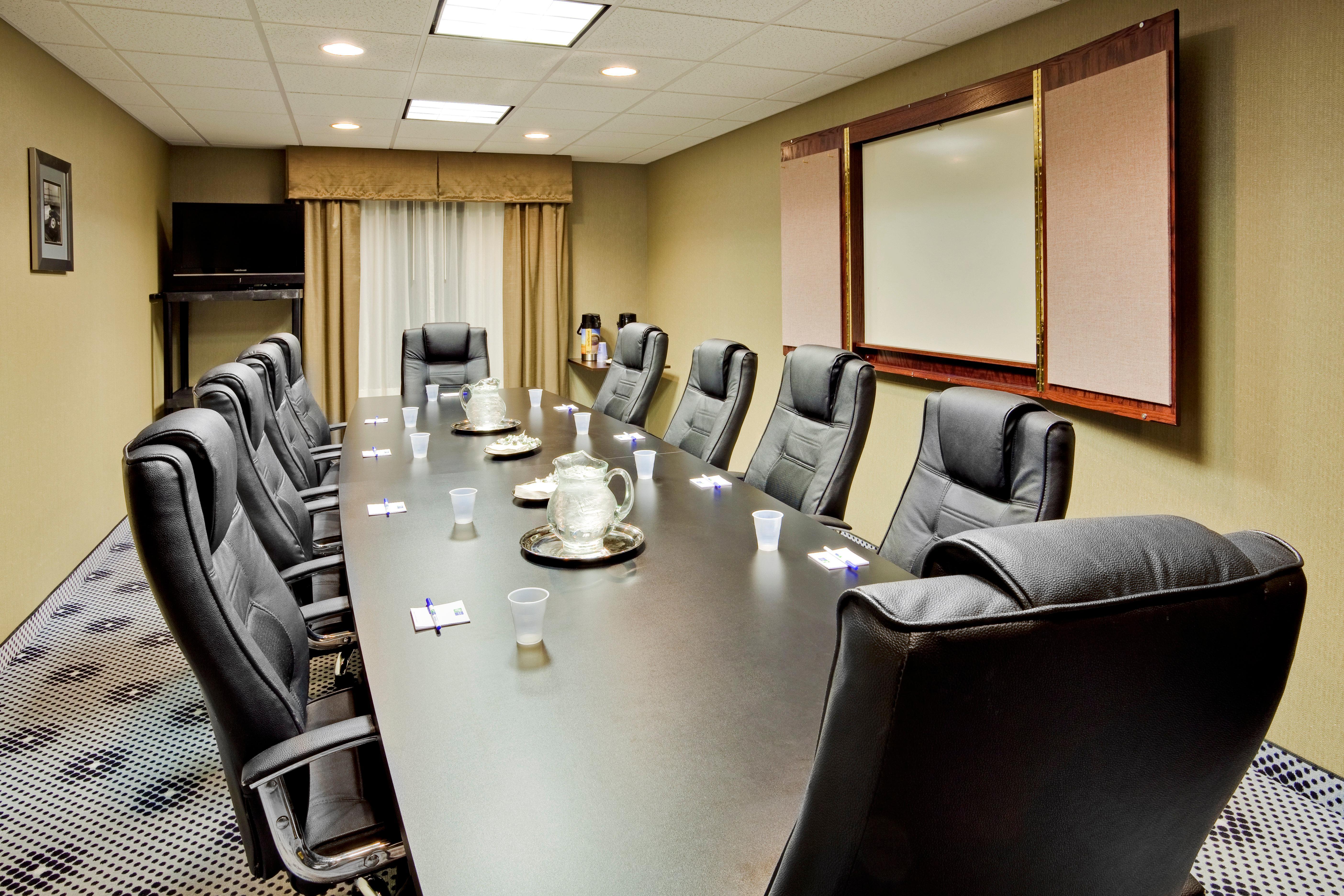 Holiday Inn Express Hotel & Suites Lebanon By Ihg Instalações foto