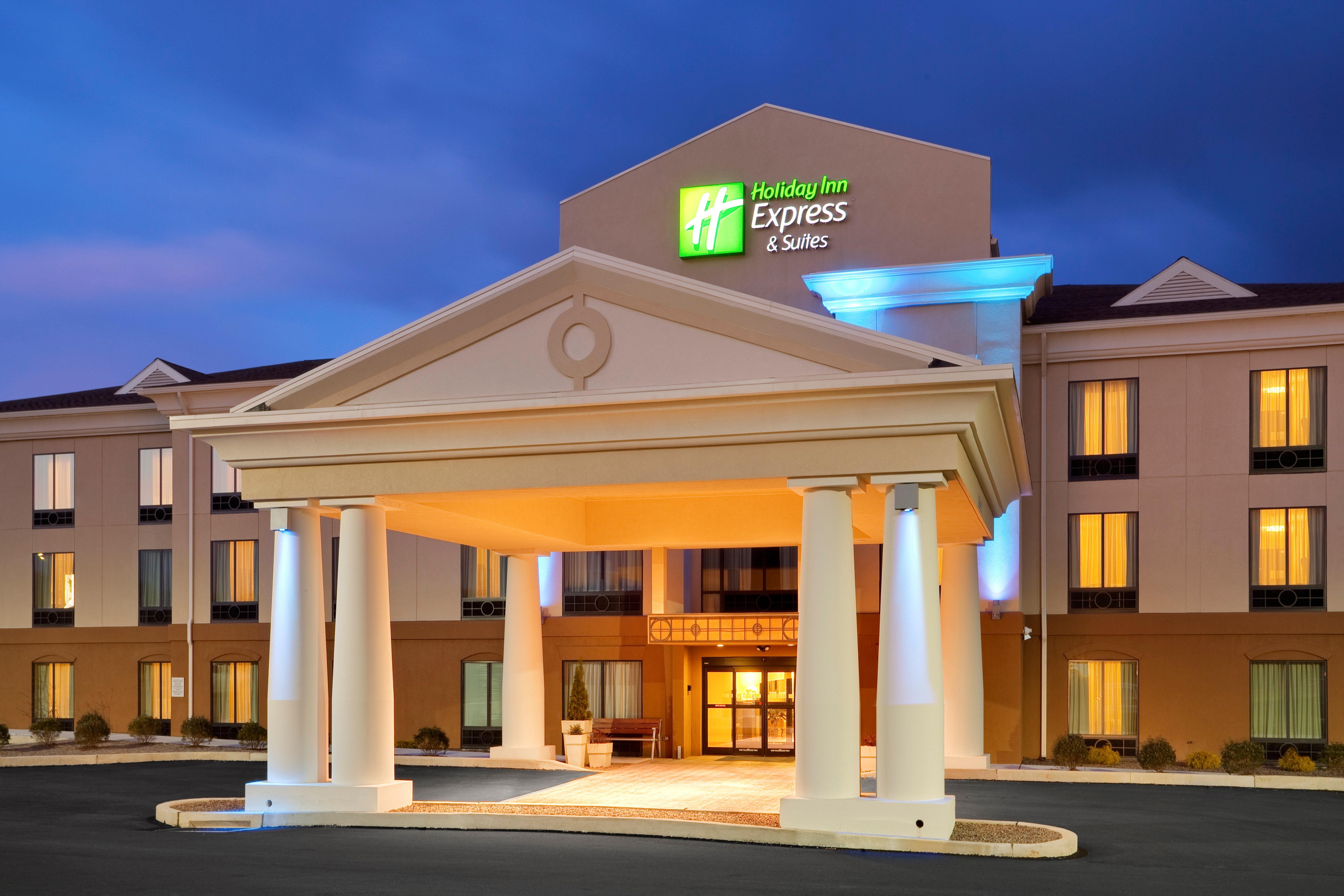 Holiday Inn Express Hotel & Suites Lebanon By Ihg Exterior foto